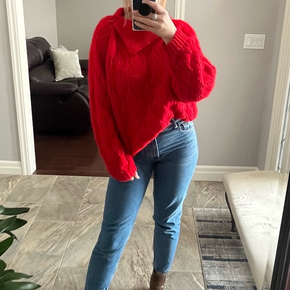 VINTAGE / Handmade / Red / Knit / Sweater - Picture 8 of 8